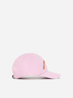 Gorra bordada