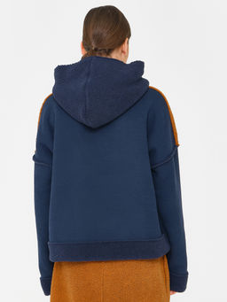 Джемпер двусторонний с капюшоном - Stilla фото 4