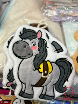 Полотенце - прихватки с лошадками