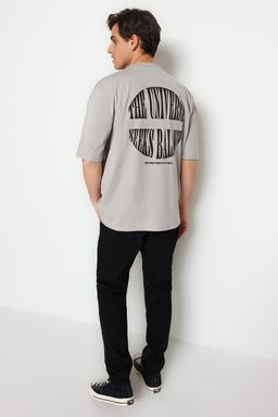 Trendyolmilla Man Gri Oversize Kabar?k Yaz? Bask?l? %100 Pamuklu T-Shirt TMNSS23TS00190  фото 5
