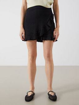 Beli Lastikli Dokulu Kad?n ?ortlu Etek