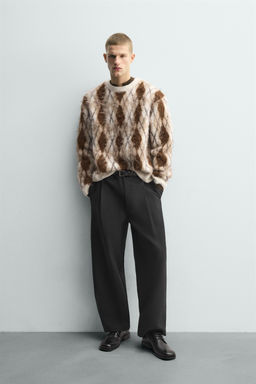 BRUSHED ARGYLE JACQUARD JUMPER