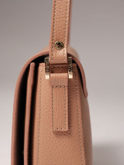 Сумка на плечо Azaro 31034 бежевая нуга