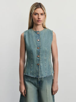 Джинсовый жилет на пуговицах / Zarina  фото 3