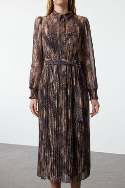 TRENDYOLMILLA Kahverengi Animal Desenli Pilise Detayl? Astarl? Maxi Dokuma K?sl?k Elbise TWOAW25EL00156 фото 4