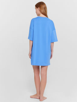 Туника женская домашняя голубая с принтом и надписью Say carrot! азур +печать1 512079 - Mark formelle фото 4