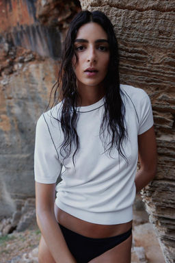 SHORT SLEEVE KNIT TOP WITH PIPING - Zara фото 52