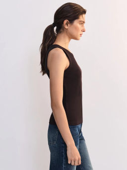 Базовая майка с вырезом халтер TOP0526-27 / Zarina