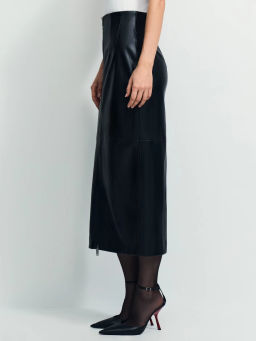 Юбка из искусственной кожи с молнией / Zarina