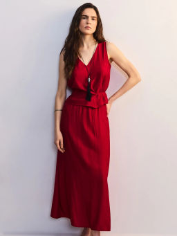 Блуза из вискозы с треугольным вырезом ZR2605012009-77 / Zarina