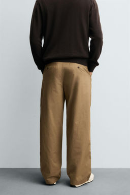 RELAXED FIT PLEATED CHINO TROUSERS - Zara фото 3