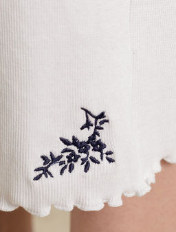 Прямые брюки с поясом на резинке из фактурного трикотажа в рубчик - Vilatte фото 2