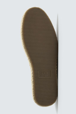 MOCAS?N PIEL CASUAL BORLAS / Beige - Zara фото 4