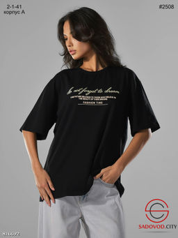 Футболка женская в стиле оверсайз с принтом