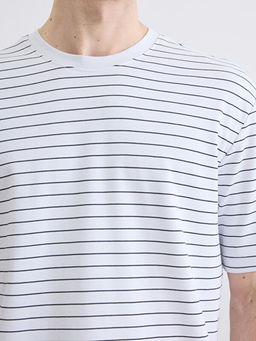 Bisiklet Yaka ?izgili Erkek Ti??rt