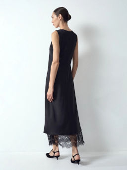 Платье макси с кружевной вставкой - Emka фото 4