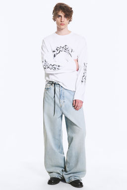 Camiseta boxy de manga larga y estampado gr?fico - H&m фото 4