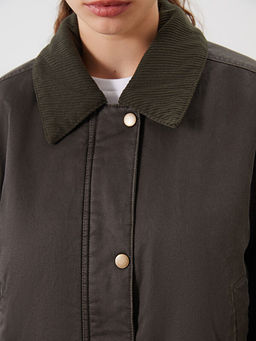 Kadife Yaka Kad?n Mont