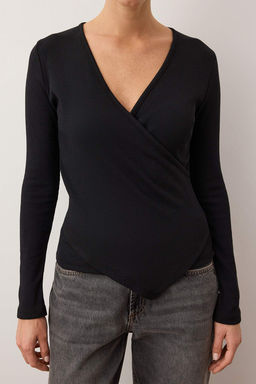 Siyah Fitted/Vucuda Oturan Kruvaze Yaka Uzun Kol Fitilli Esnek Orme Bluz TWOAW21BZ1274