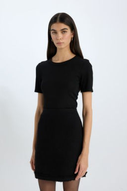 Slim Fit Dar Kesim Bisiklet Yaka Basic Duz Fitilli Kaskorse K?sa Kollu Tisort