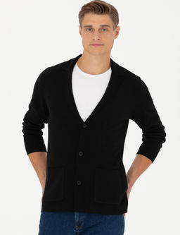 Черный трикотажный кардиган приталенного кроя с v-образным вырезом