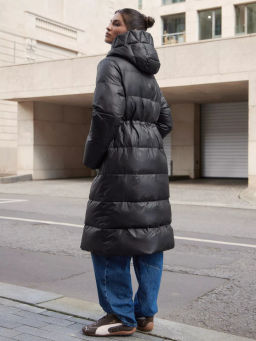 Утепленное пальто