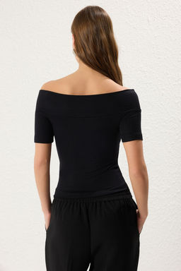 Siyah Gul Detayl? Fitted/Vucuda Oturan Esnek Orme Bluz TWOSS25BZ00219 - Trendyolmilla фото 5