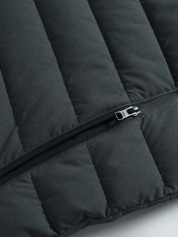 Куртка мужская гибридная стёганая с капюшоном с графеновой подкладкой цвета хаки 9627_1Kh