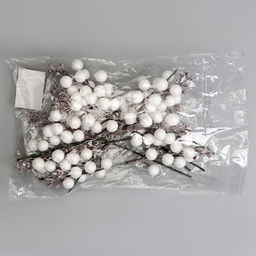 Цена за 10 шт. Ягоды для декора, белые, 4.5×4.5×20 см