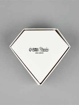 Цена за 5 шт. Коробка подарочная под бижутерию «Белая, тиснение», 10×9×3.5 см