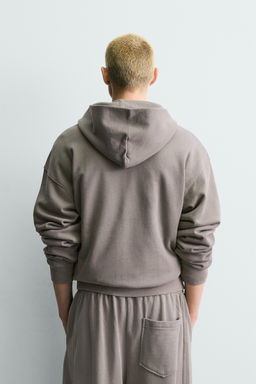 SUDADERA LAVADA CREMALLERA CAPUCHA / Gris claro - Zara фото 3