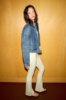 PANTAL?N FELPA FLARE / Amarillo - Zara фото 3