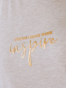 Футболка из премиального хлопка с авторским принтом