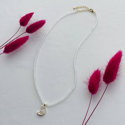 Бусы из Горного Хрусталя с перламутровой подвеской "Месяц" 43 см +