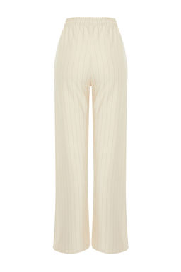 Bej Kal?n Cizgili Straight/Duz Kesim Esnek Pantolon TWOSS24PL00072