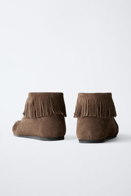 LEATHER LOW ANKLE BOOTS WITH FRINGES - Zara фото 5