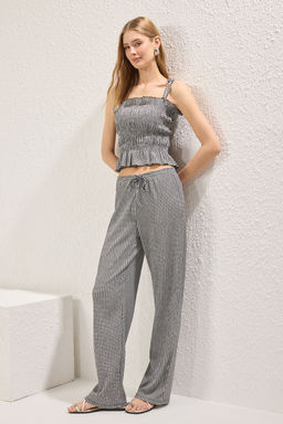 Siyah Poti Kare Desenli Baglama Detayl? Straight Esnek Orme Pantolon TWOSS25PL00057