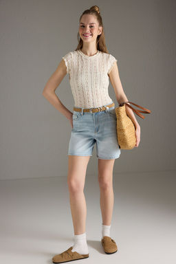 TRENDYOLMILLA Siyah Yuksek Bel City Denim Sort TWOSS25SR00180