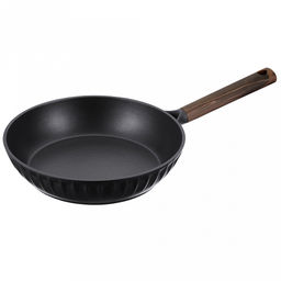 Сковорода с антипригарным покрытием Fiamma д28см, h5,9см, s1,6мм, дно s4,5мм, литой алюминий, бакелитовая ручка с покрытием soft-touch 20,5см, капсульное дно, Regent (Китай) Подходит для всех видов плит, включая индукционную.