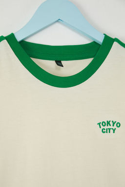 Yesil Erkek Cocuk %100 Pamuk Slogan Nak?sl? Biye Detayl? K?sa Kol Orme T-Shirt TKDSS25TS00100 - Trendyolmilla фото 5