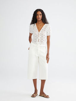 V Yaka Ajurlu Brode Buz