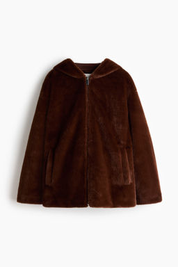 Chaqueta con capucha