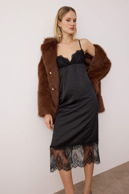 Siyah Dantel Detayl? Saten Midi Astarl? S?k/Gece Elbise TPRAW26EL00049 - Trendyolmilla фото 2