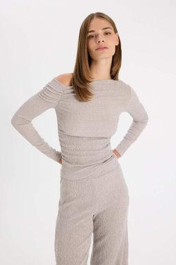 Женская приталенная футболка узкого кроя с длинным рукавом и запахом на одно плечо - Defacto фото 6