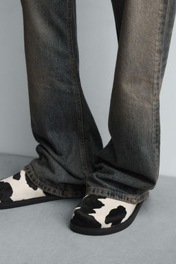 LEATHER AND SHEEPSKIN CLOGS - Zara фото 7