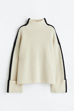 Jersey oversize de lana con cuello perkins