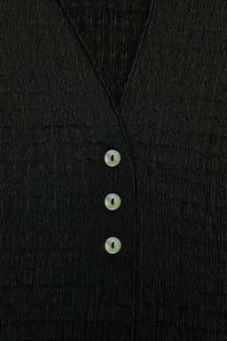 CHAQUETA CROP TEXTURA / Negro