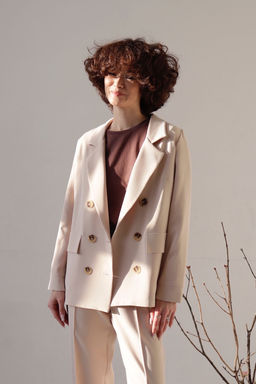 Жакет двубортный айвори