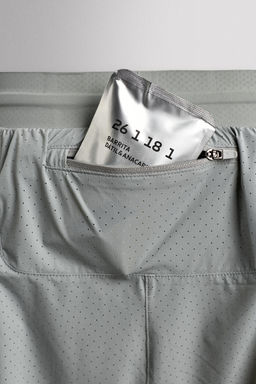 PANTALONES CORTOS RUNNING 2 EN 1 / Gris perla - Zara фото 10