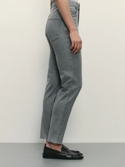 Джинсы slim укороченные / Zarina  фото 3